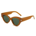 Schicke bernsteinfarbene Cateye-Sonnenbrille für Damen mit dunklen Gläsern und Silberdetails - Normal / Gelee Braun Rahmen Dunkelgrüne Gläser
