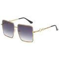 Oversized square sunglasses with golden metal frame and gradient purple lenses - Regular / Gold Frame Gradient Grey