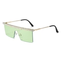 Lunettes de soleil carrées avec strass, verres vert clair et monture en métal doré - Vert Dégradé