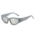 Lunettes de soleil œil-de-chat futuristes avec monture argentée épaisse à 45 degrés - Standard / Monture argent fusil et verres miroirs blancs