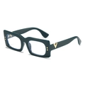 Lunettes de soleil rectangulaires vert foncé rétro avec décor V doré et rivets - Monture Verte Verres Blancs