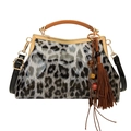 Handtasche mit Leopardenmuster, Vintage-Metallrahmen und braunem Fransen-Quastenanhänger - Schwarz