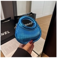 Mini sac de soirée chic bleu électrique métallisé avec rayures verticales et poignée - Bleu