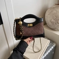 Bolso de hombro vintage bicolor con acolchado de rombos y elegante correa de cadena - Marrón