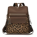 Brauner Rucksack mit Leoparden-Patchwork, Gold-Reißverschlüssen und Dekoquaste - Braun