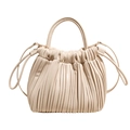Elegante borsa a mano plissettata bianco crema in morbida ecopelle con manico superiore - Bianco Sporco