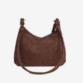 Borsa hobo in pelle opaca marrone con trama vintage e tracolla con nodo decorativo - Marrone
