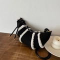 Borsa a luna nera retrò con strisce di peluche bianche e zip in metallo - Nero