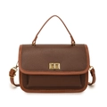 Bolso cuadrado retro de cuero marrón con cierre metálico dorado y asa superior - Marrón