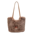Borsa tote in ecopelliccia marrone con spalline in pelle e logo centrale per l'autunno - Marrone