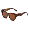 Fashionable oversized cat-eye sunglasses with glossy tortoiseshell frames and brown lenses - Regular / Leopard Frame / Tea Lens