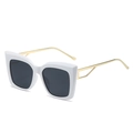 Chic Y2K cat-eye sunglasses with white frame, gold metal temples and dark grey lenses - New Style / Standard (Incl. 13% VAT Invoice) White Frame Full Gray Lenses