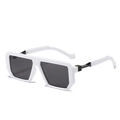 Chic oversized geometric sunglasses with glossy white frame and dark grey lenses - Regular / Standard (Incl. 13% VAT Invoice) White Frame Full Gray Lenses