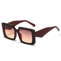 Chic square sunglasses in burgundy with orange gradient lenses and wide temples - Tea Frame Tea Red Lens