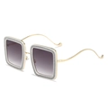 Lunettes de soleil carrées oversize avec monture pailletée argent et branches dorées - Monture Blanche Verre Gris
