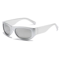 Sportliche silberne Radsport Sonnenbrille mit breitem Rahmen und hellgrauen Gläsern für Outdoor - Normal / Standardversilberte Fassung mit weißen Spiegelgläsern