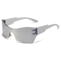 Lunettes de soleil Y2K argentées futuristes avec verres miroir et monture enveloppante - Régulier (incl. 13 % taxe) Monture argentée avec verres miroir blancs