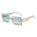 Moderne vierkante zonnebril met regenboogmontuur en blauwgrijze gradiëntglazen - Regenboog Frame