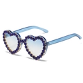 Herzförmige Sonnenbrille mit blauen Strasssteinen und blau verlaufenden Gläsern - Verlauf Blau Gläser Blauer Strass