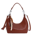 Sac cabas tissé marron avec pendentif en perles de bois et bandoulière réglable - Marron