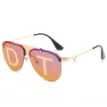 Goldene Pilotenbrille mit lila-orangem Farbverlauf und V-förmigen Metallbügeln - Regulär (Inkl. 13 % MwSt.) Goldener Rahmen blau mit roter Beschichtung