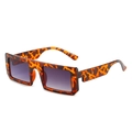 Vintage rectangle sunglasses with tortoiseshell frames and purple gradient lenses - Leopard Frame Gradient Grey Lens