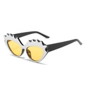 Lunettes de soleil œil de chat avec monture en métal argenté et verres jaunes punk - Nouveau Style / Standard (incl. 13 % TVA) monture noir argent verres jaunes