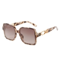 Retro oversized square tortoiseshell sunglasses with gold chain detail and brown gradient lenses - Tortoiseshell Frame Grey Tea Lens