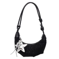 Elegante bolso hobo negro plisado con colgantes de estrella plateados y correa anudada - Negro (Sin Colgante)