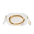 Pochette de soirée tressée blanche avec une grande boucle circulaire en métal doré chic - Blanc