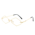 Lunettes de soleil hexagonales dorées en métal avec verres clairs, vue à 45 degrés - Nouveau Style / Monture dorée standard verres transparents