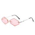 Lunettes de soleil hexagonales avec verres rose clair et monture en métal argenté - Nouveau Style / Régulier (incl. TVA 13 %) Monture argentée, verres roses