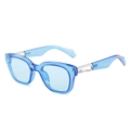 Occhiali da sole quadrati alla moda con montatura blu trasparente e lenti blu - Montatura Blu / Lenti Blu