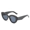 Occhiali da sole cat eye classici neri con montatura spessa e lenti grigio scuro - Montatura Nera Lenti Grigio Nero