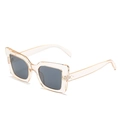 Occhiali da sole cat-eye eleganti con montatura champagne e lenti grigio scuro - Montatura Champagne Lenti Grigie