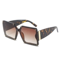 Square oversized tortoiseshell sunglasses with brown gradient lenses and gold rivets - Leopard Frame Gradient Brown Lens