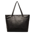 Klassische schwarze geflochtene Leder-Tote-Bag mit Intrecciato-Muster und Trageriemen - Schwarz