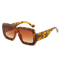 Retro-Oversize-Quadrat-Sonnenbrille mit dickem Schildpatt-Rahmen und Verlaufsgläsern - Leoparden-Rahmen / Teebraune Gläser