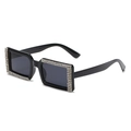 Occhiali da sole neri rettangolari con doppia fila di strass in cristallo chic - Montatura Nera Lenti Grigie Strass Bianchi