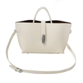 Stijlvolle crèmekleurige crossbodytas met litchi-textuur en zilveren capsule gesp - Broken Wit