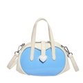Borsa a mano azzurro e crema a conchiglia con chiusura a cuore e tracolla - Bianco e Blu Scuro