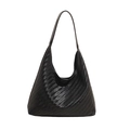 Klassische schwarze Hobo-Tasche mit gewebter V-Struktur und langem Schulterriemen - Schwarz
