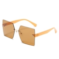 Frameless oversized square sunglasses featuring amber gradient lenses and gold bridge - New Style / Standard (Incl. 13% VAT Invoice) Tea Frame Tea Lenses