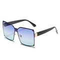 Lunettes de soleil carrées oversize avec verres dégradés bleus et branches noires - Nouveau Style / Régulier (incl. 13 % TVA) monture dorée avec verres bleu-vert