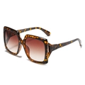 Lunettes de soleil carrées oversize avec monture léopard et verres dégradés marron - Monture Léopard Verres Marron Dégradés