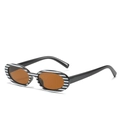 Lunettes de soleil ovales rétro avec monture rayée noir et blanc et verres ambrés - Motif Zèbre Monture Verres Thé