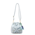 Light blue drawstring bucket bag in pebble leather with a cute elephant charm - Blue
