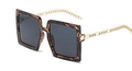 Modieuze oversized vierkante zonnebril met schildpadmontuur en gouden kettingpoten - Luipaard Frame Grijze Lens
