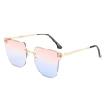 Randlose quadratische Sonnenbrille mit pink-blauem Farbverlauf und schmalen Goldbügeln - Goldrahmen Rosa Blaue Linsen