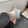 Zilveren stervormige acryl crossbodytas met metallic glans en elegante slangenketting - Zilver